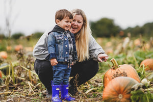 Devon Pumpkin Picking 15-minute Photoshoot